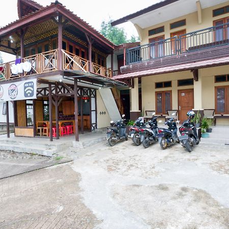 Super Oyo 2961 Artana Bed & Breakfast Palayangan Exterior photo