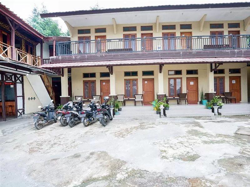 Super Oyo 2961 Artana Bed & Breakfast Palayangan Exterior photo