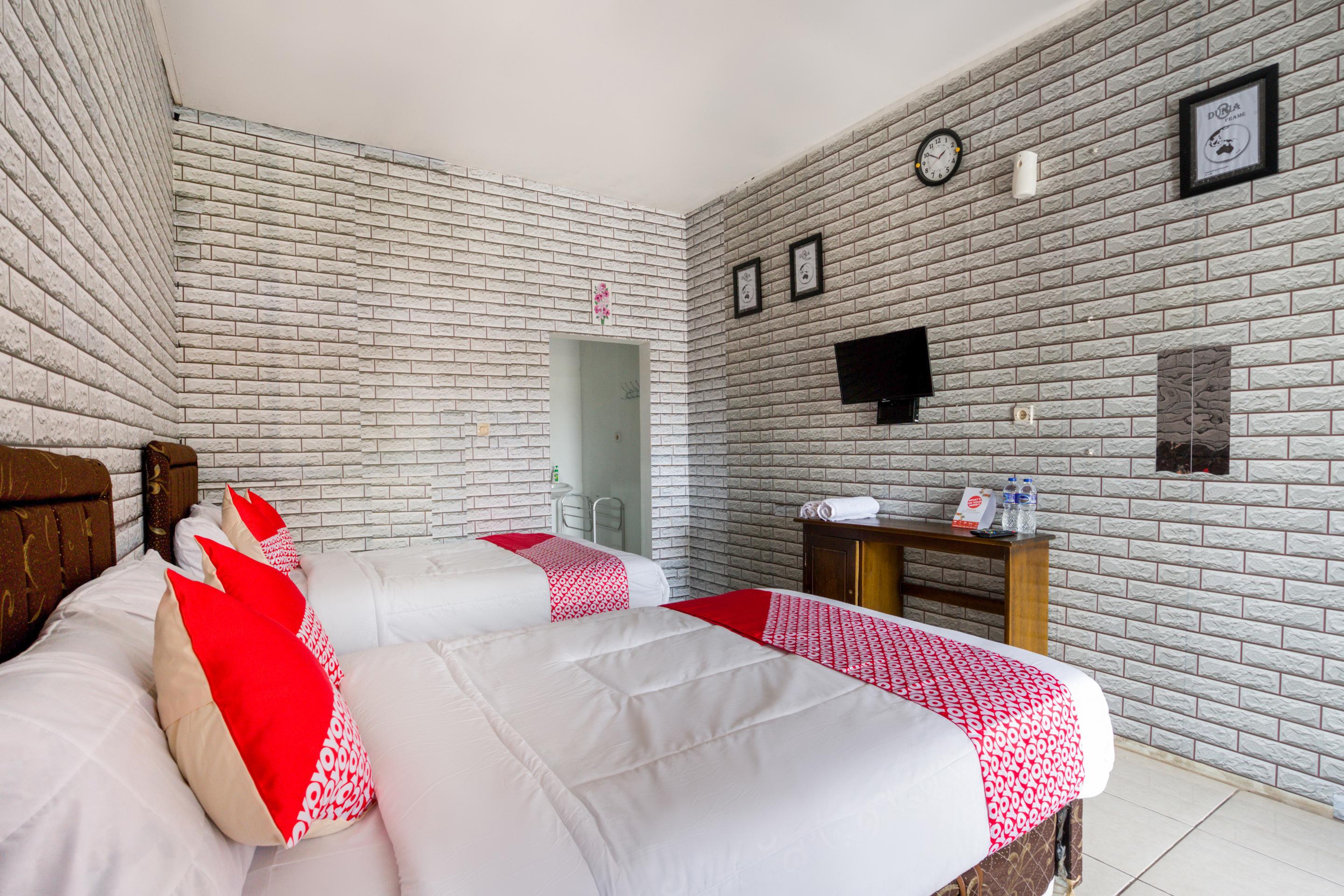 Super Oyo 2961 Artana Bed & Breakfast Palayangan Exterior photo